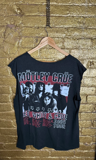 Unisex Rock & Roll Motley Crue custom vintage tee / T-shirt