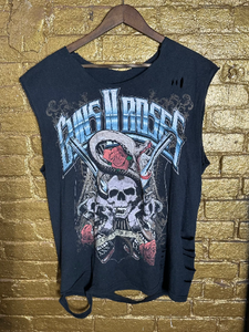 Unisex Rock & Roll guns and roses custom vintage tee / T-shirt