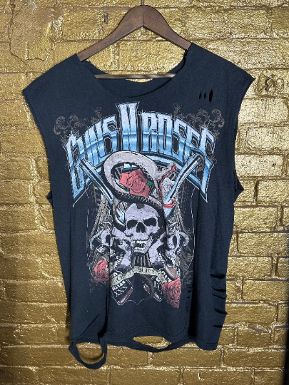 Unisex Rock & Roll guns and roses custom vintage tee / T-shirt