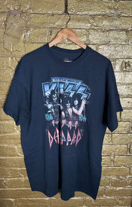 Unisex Rock & Roll kiss/Def Leppard custom vintage tee / T-shirt
